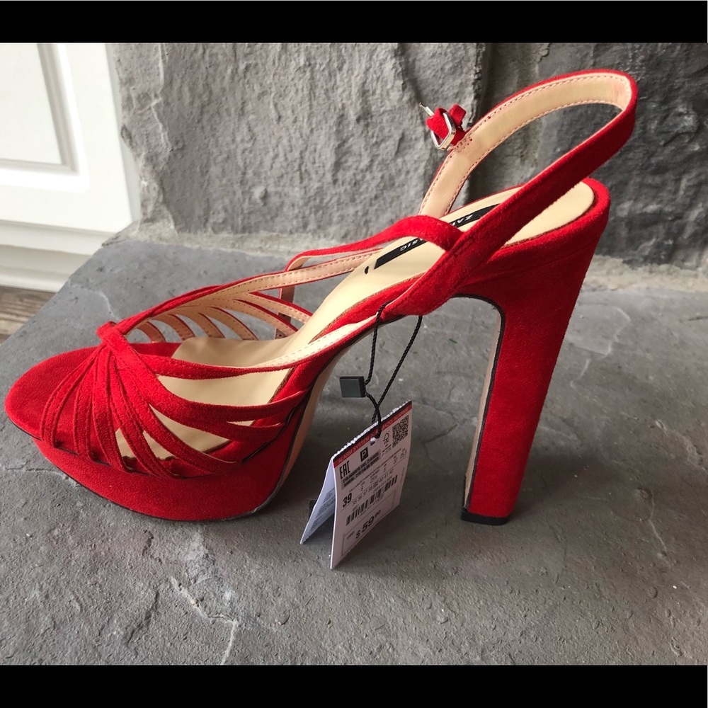 🎉Host Pick 🎉 Zara Hot red high heels sandal ❤️